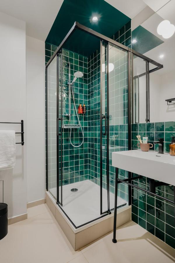 Edgar Suites Vicat - Porte De Versailles ปารีส ภายนอก รูปภาพ